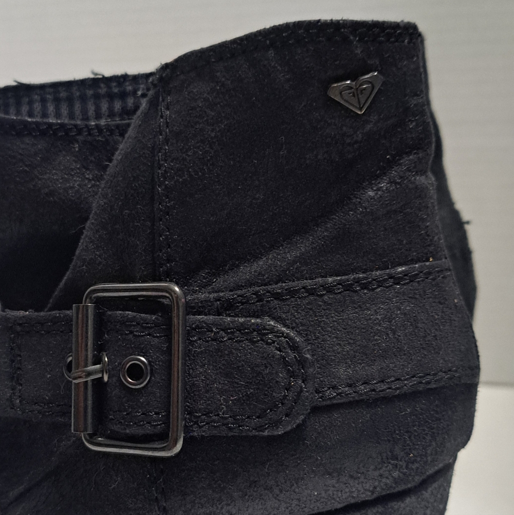 Roxy Stylish Black Wedge Ankle Boots - Picture 2 of 5